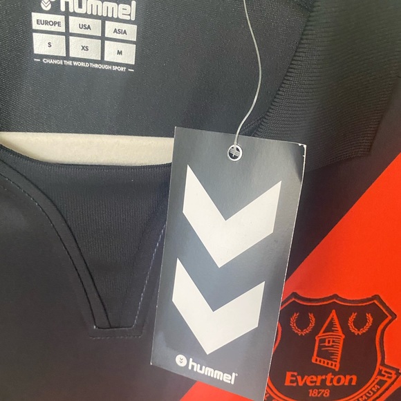Hummel 2020/2021 Everton Away Soccer Jersey. Size XS. - Picture 3 of 6